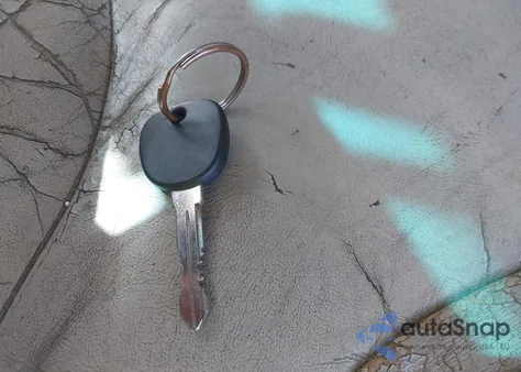 2000 GMC Yukon Xl 1500 Slt из США, поврежденный, VIN 3GKFK16T8YG134729